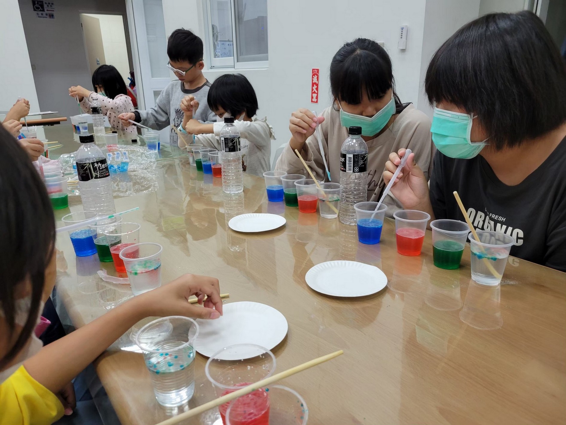 2/8自然科學實驗活動